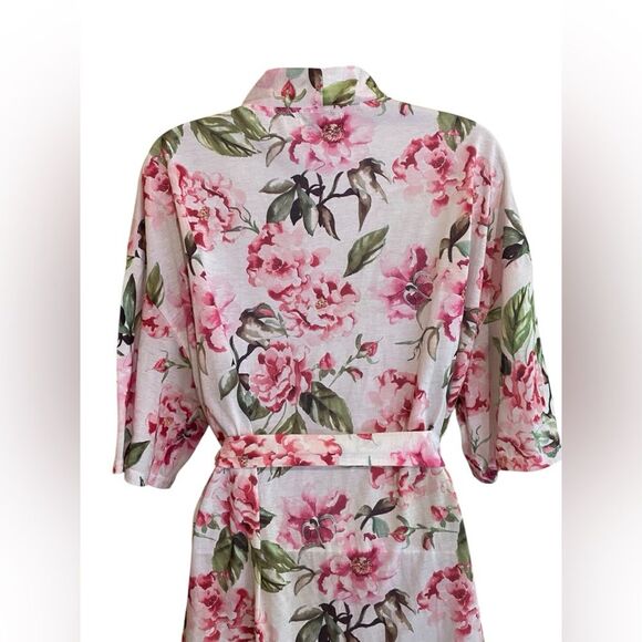 Show Me Your MuMu Brie Rose Print Robe Lightweight Feminine Cottage Swim Cover - Picture 9 of 13
